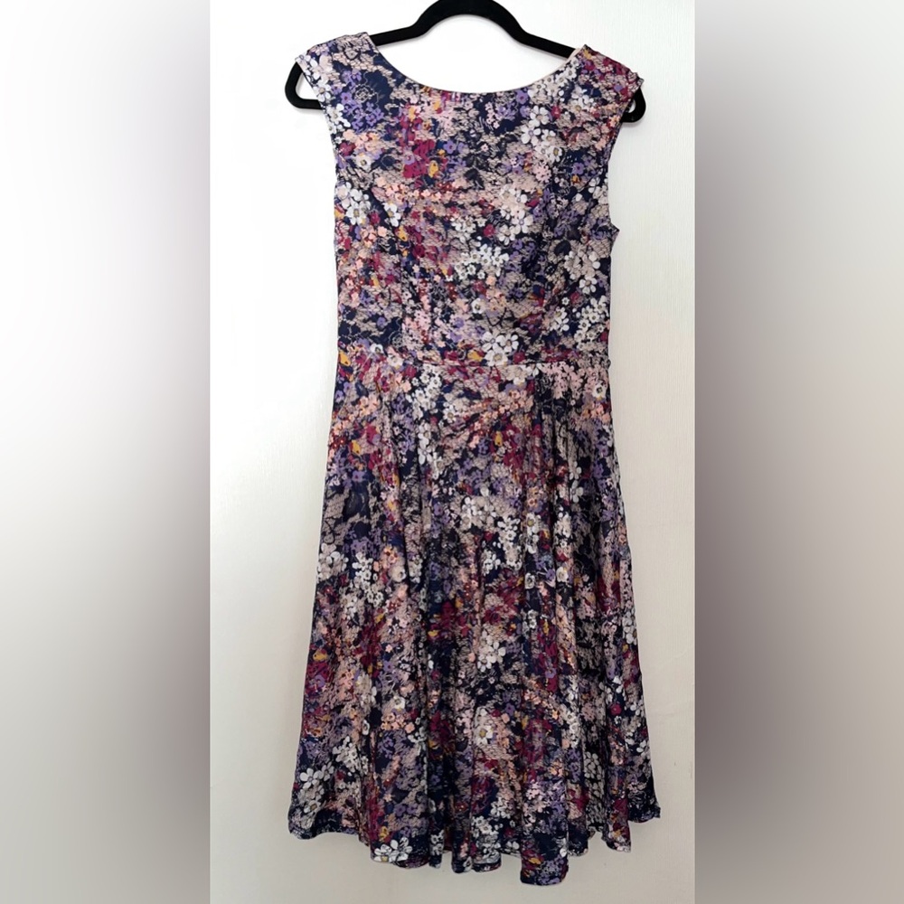 Floral Sleeveless Lace Overlay Dress sz6